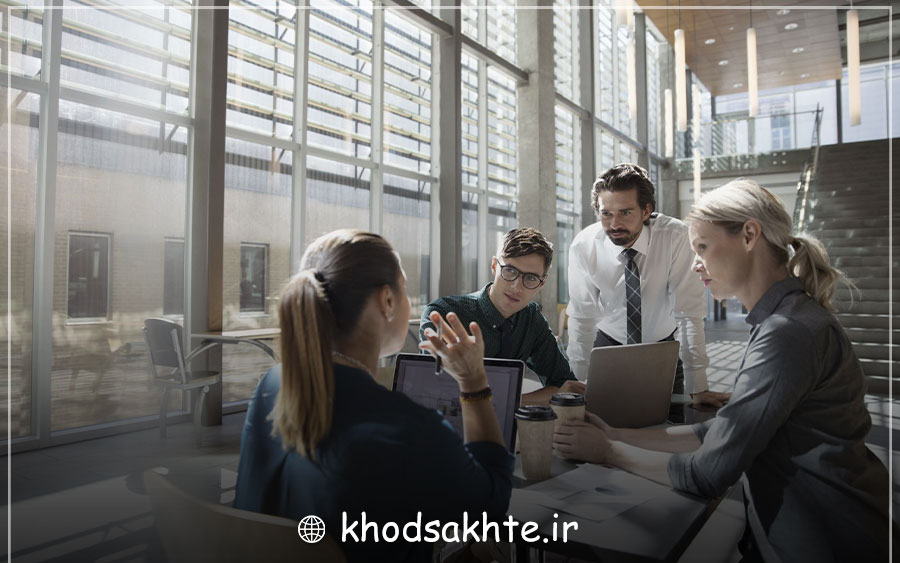 سیاست در محل کار